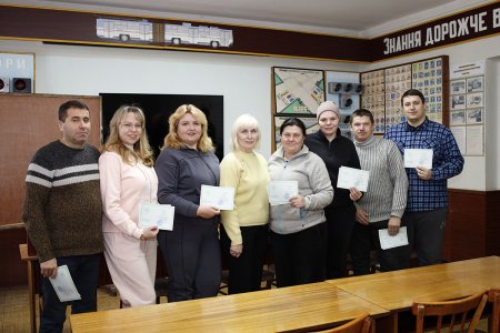 У Житомирі випустили нову групу водіїв тролейбуса